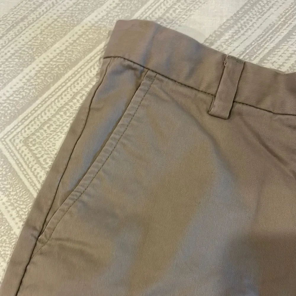 Vineyard Vines Boys Adjustable Waist Tan Shorts - Size 16